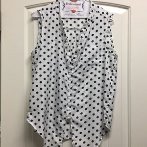 Pixley Polka Dot shirt! Size S.